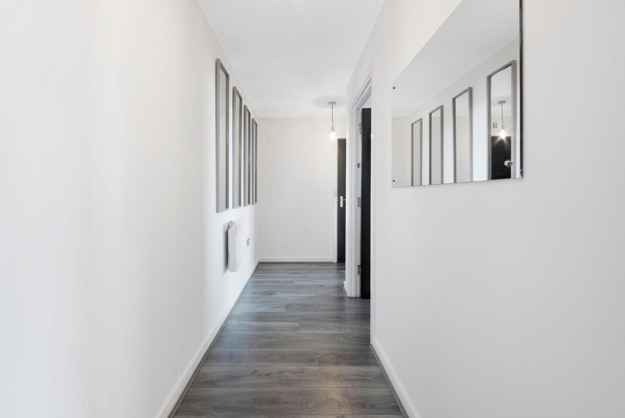 Апартаменты Penthouse W/ Hot Tub Near Stratford, Westfield Лондон Экстерьер фото